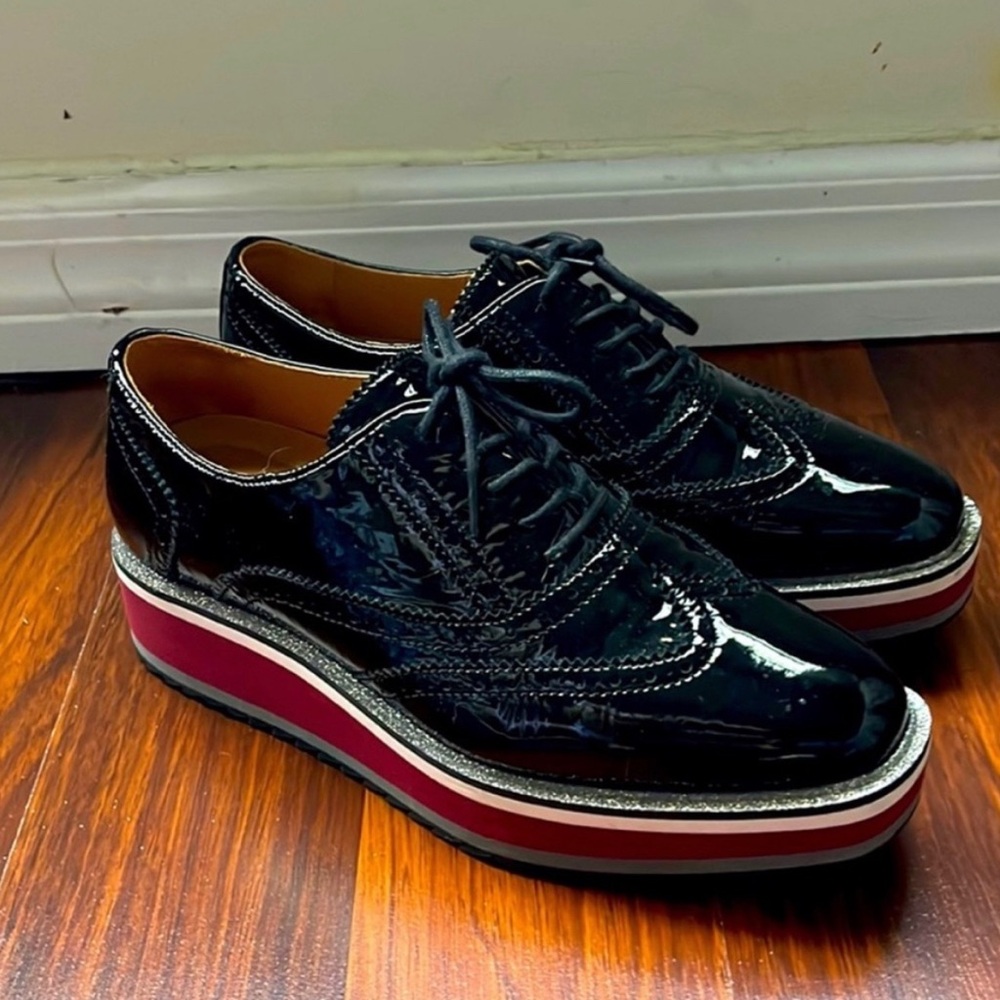 Johnston & Murphy Black Patent Leather Platform Oxfords